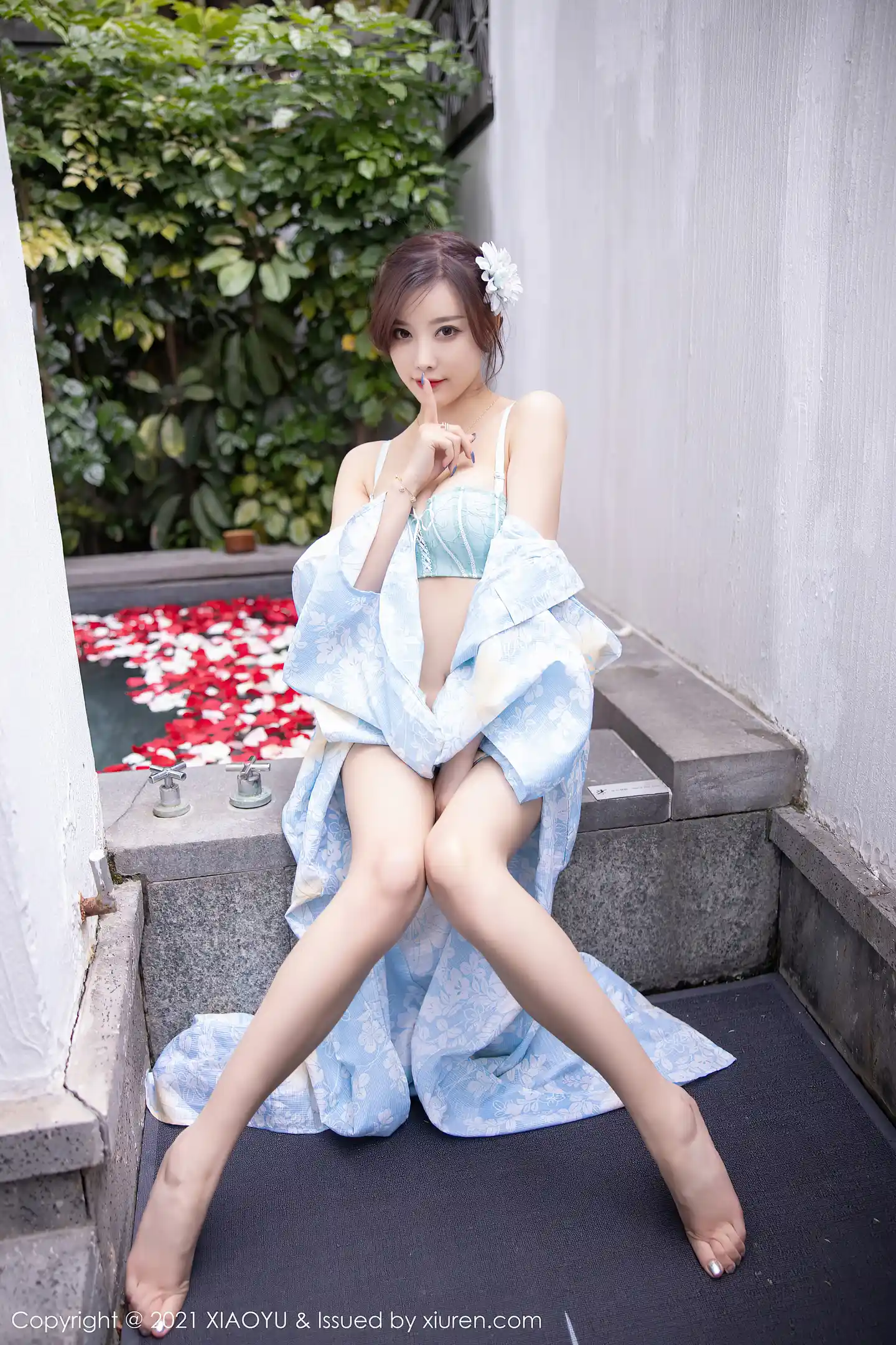 [XiaoYu画语界]Vol.482_女神杨晨晨sugar厦门旅拍户外日式和服系列半脱撩人诱惑写真80P-秀人网 - XiuRen.Pro